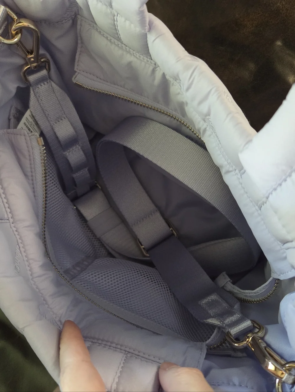 Lululemon quilty pleasures mini tote serene blue - Picture 3 of 5